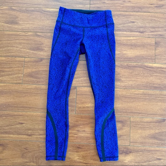 Lululemon On Track Blue/Black Tight Size 2 - Picture 10 of 12
